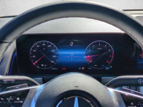 New 2026 Mercedes-Benz GLB 250 4MATIC image 11