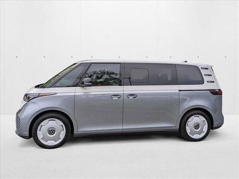 New 2025 Volkswagen ID. Buzz Pro S Plus RWD image 5