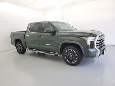 Used 2023 Toyota Tundra Limited AWD/4WD image 4