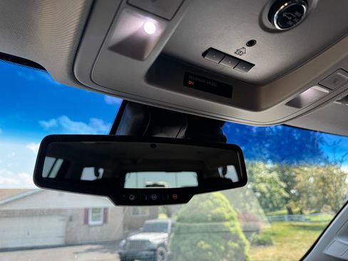 Used 2019 GMC Yukon XL SLE w/ Convenience Package AWD/4WD image 22