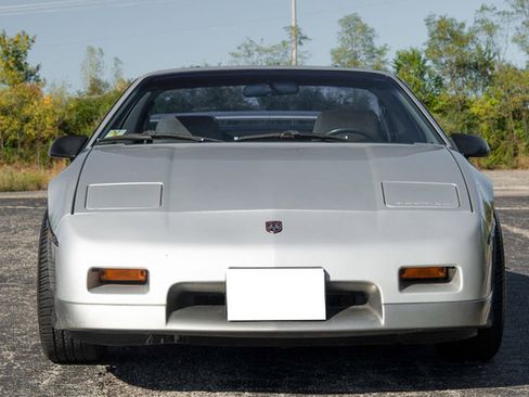 Used 1986 Pontiac Fiero GT image 13