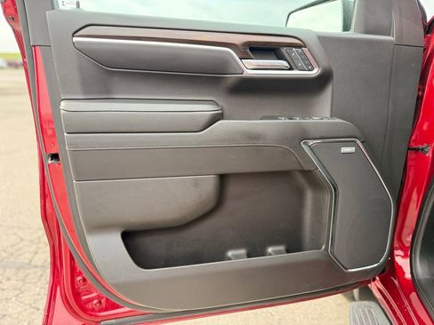 Used 2023 GMC Sierra 1500 SLT w/ SLT Premium Plus Package image 8