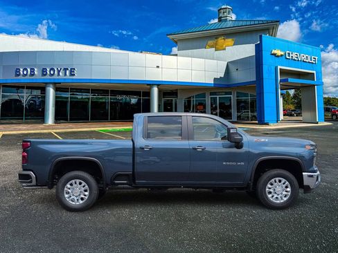 New 2026 Chevrolet Silverado 2500 LT AWD/4WD image 7