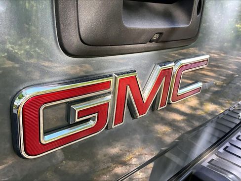 Used 2016 GMC Sierra 1500 SLE w/ SLE Preferred Package AWD/4WD image 29