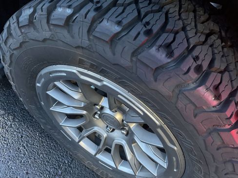 Used 2022 Ford F150 XLT w/ Equipment Group 302A High AWD/4WD image 7