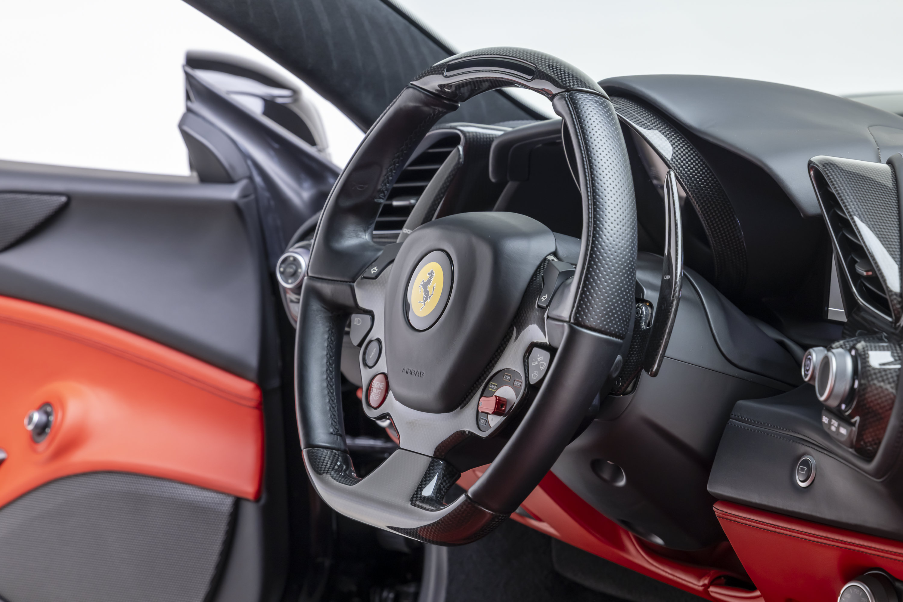 Certified 2018 Ferrari 488 GTB RWD image 46