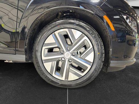 Used 2023 Hyundai Kona Limited w/ Cargo Package FWD image 35