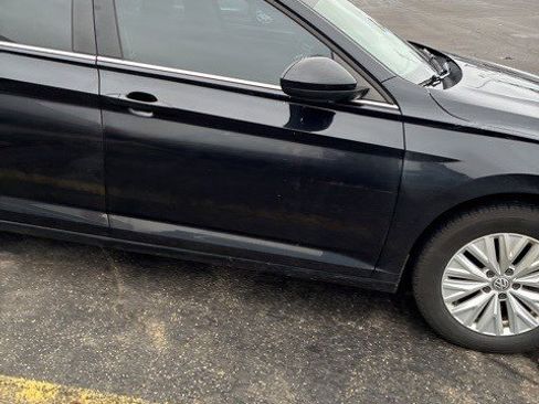 Used 2019 Volkswagen Jetta image 10