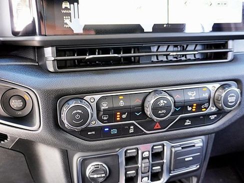 New 2025 Jeep Wrangler Unlimited Sport S 4xe w/ Convenience Group AWD/4WD image 34