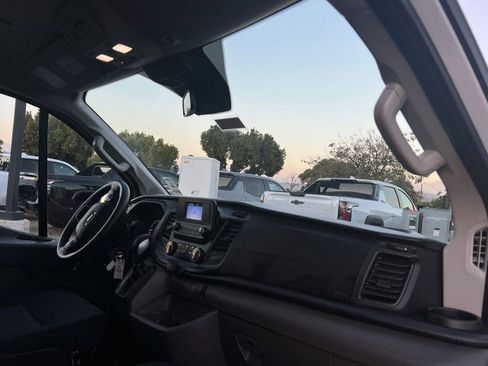 Used 2024 Ford Transit 250 Low Roof w/ Exterior Upgrade Package image 25