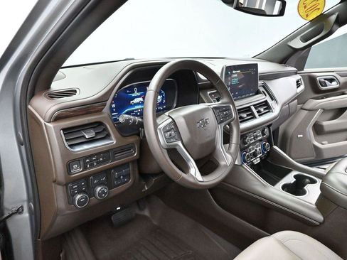 Used 2023 Chevrolet Suburban Z71 w/ Max Trailering Package AWD/4WD image 13