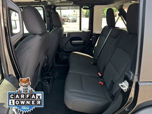 Used 2022 Jeep Wrangler Unlimited Sport AWD/4WD image 10
