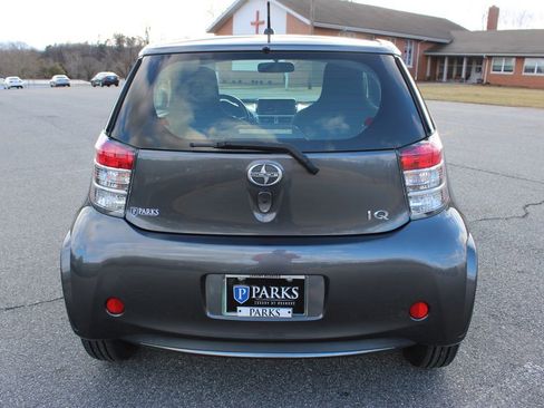 Used 2013 Scion iQ image 8