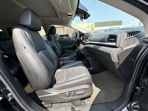 Used 2025 Honda Odyssey EX-L image 26