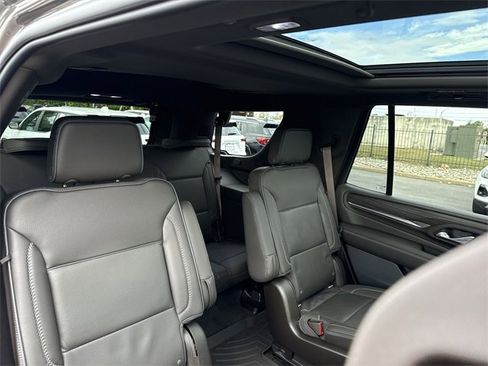 Certified 2021 GMC Yukon Denali w/ Denali Premium Package image 28