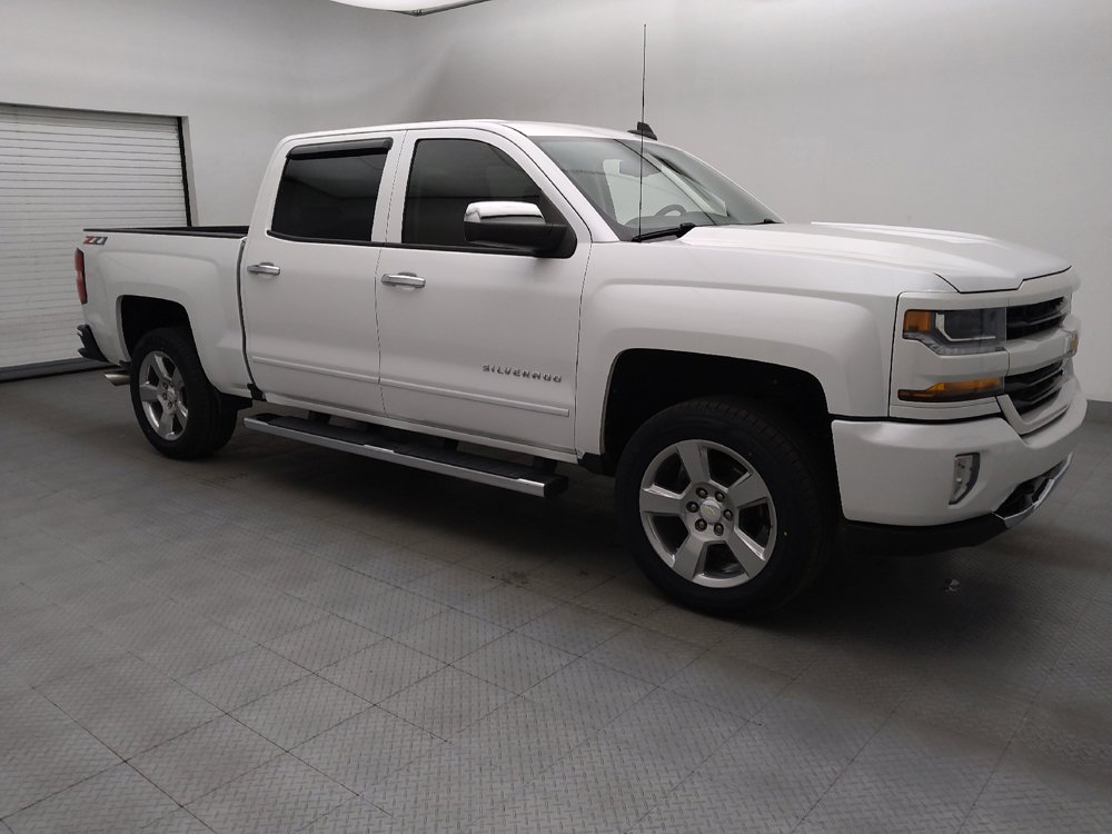 Used 2018 Chevrolet Silverado 1500 LT w/ All Star Edition AWD/4WD image 11