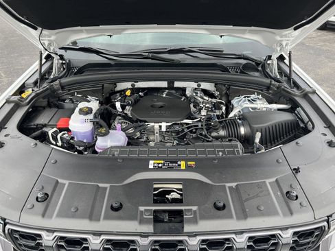 New 2026 Jeep Grand Cherokee Altitude AWD/4WD image 45