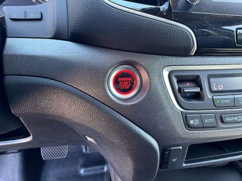 Used 2022 Honda Ridgeline RTL image 17