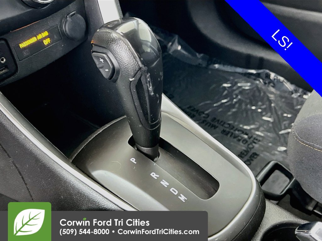 Used 2020 Chevrolet Trax LS w/ Tint and Cruise Package AWD/4WD image 9