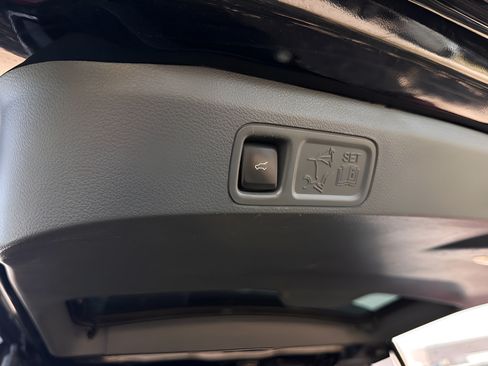 Used 2019 Lincoln Navigator Reserve AWD/4WD image 28