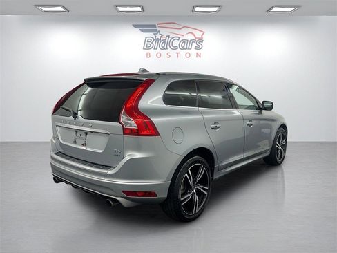 Used 2017 Volvo XC60 T6 R-Design w/ Climate Package image 4