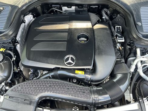 Used 2022 Mercedes-Benz GLC 300 4MATIC Coupe image 34