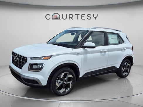 New 2026 Hyundai Venue SEL FWD image 1