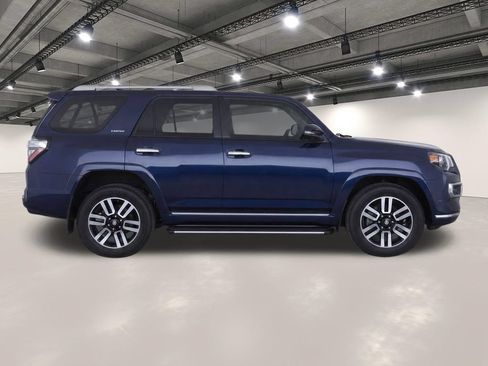 Used 2019 Toyota 4Runner Limited AWD/4WD image 8