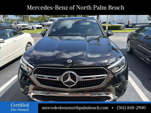 Used 2026 Mercedes-Benz GLC 300 image 2