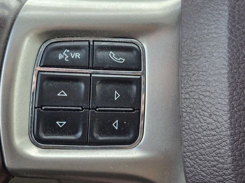 Used 2018 RAM 2500 Laramie w/ Cold Weather Group image 29