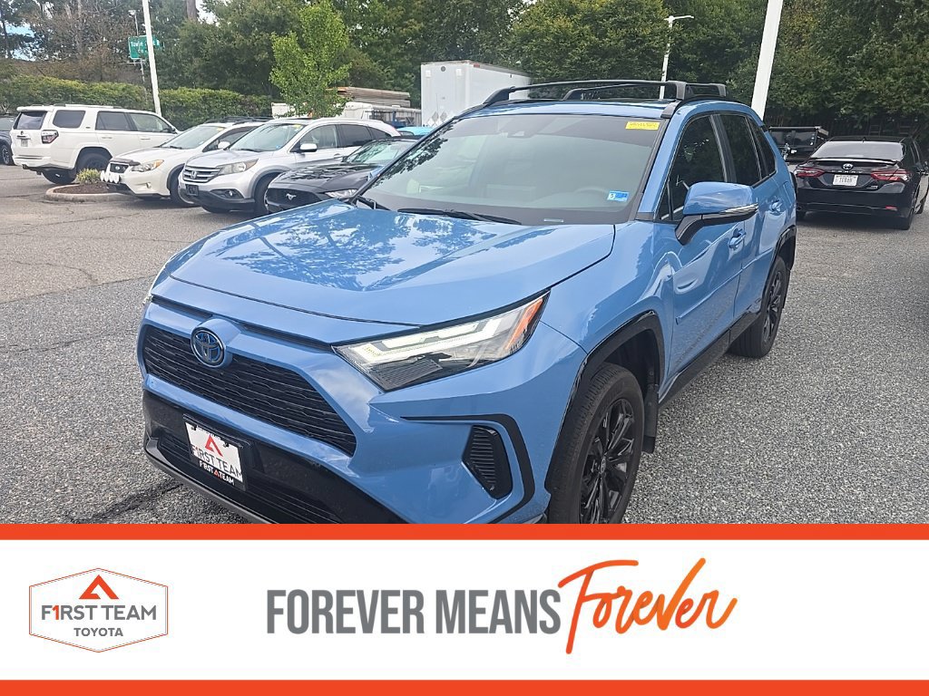 Used 2024 Toyota RAV4 SE w/ Convenience Package AWD/4WD image 1