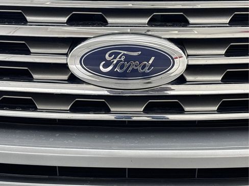 Used 2021 Ford Expedition Max Limited AWD/4WD image 34