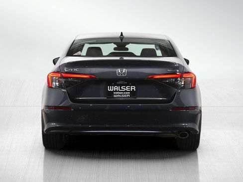 Used 2024 Honda Civic Sport image 4