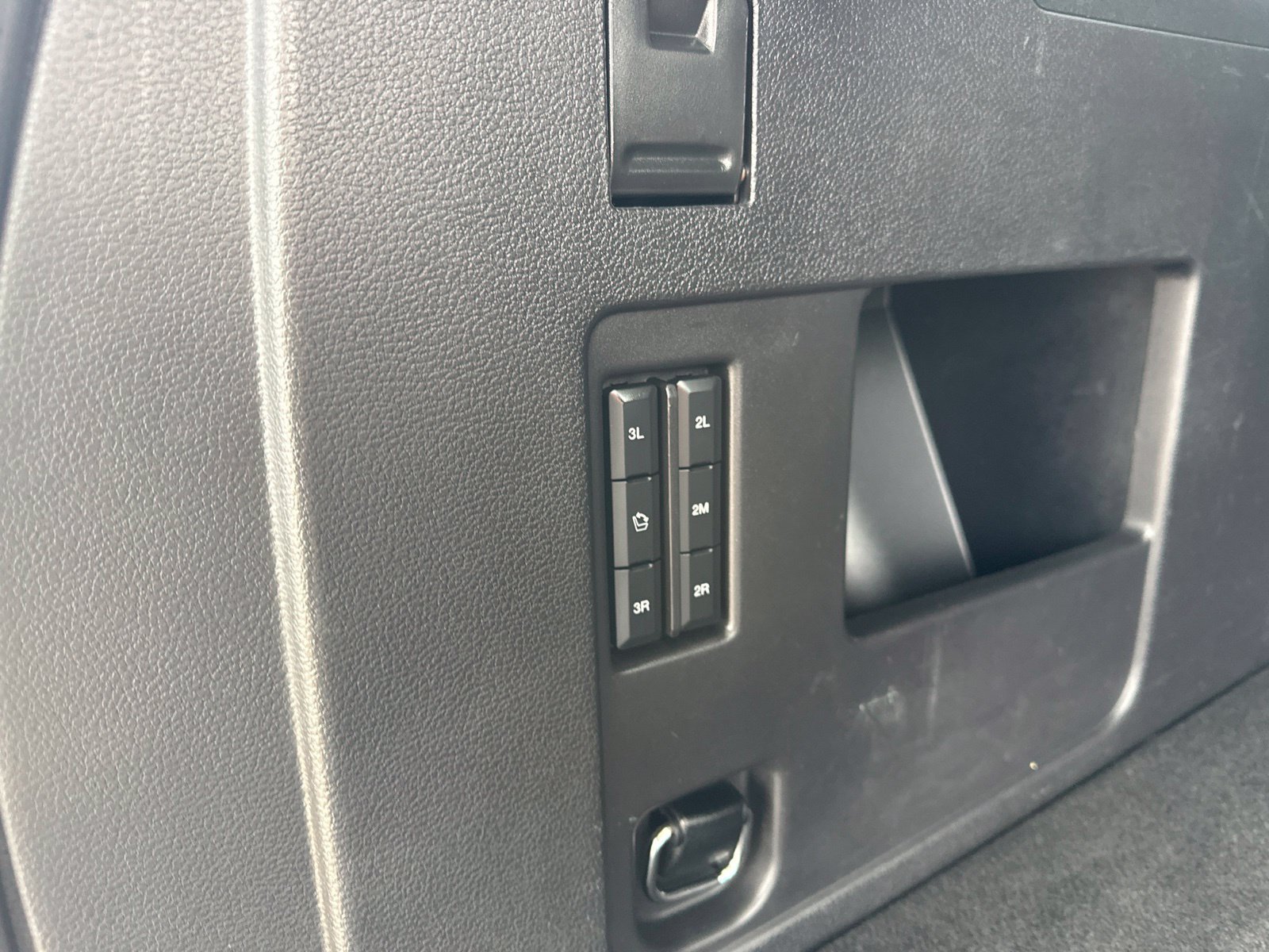 Used 2018 Ford Expedition Max Limited AWD/4WD image 32