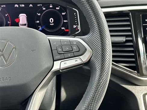 Used 2022 Volkswagen Atlas SEL Premium image 10