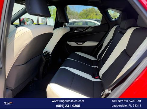 Used 2023 Lexus NX 250 FWD w/ Towing Package (2000 Lbs) image 15