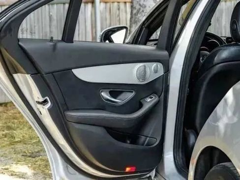 Used 2020 Mercedes-Benz C 300 Sedan image 41