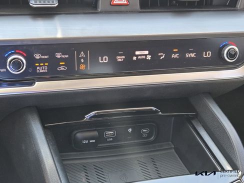 Certified 2024 Kia Sportage EX image 26