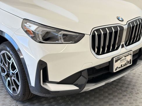 New 2026 BMW X1 xDrive28i w/ Technology Package AWD/4WD image 11