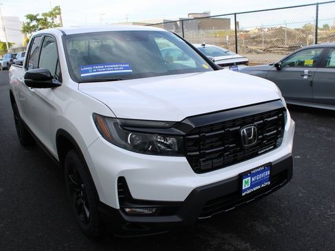 New 2026 Honda Ridgeline Black Edition image 4