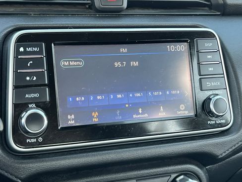 Used 2021 Nissan Versa S image 20