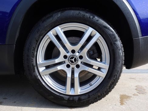 Certified 2022 Mercedes-Benz GLB 250 4MATIC image 23