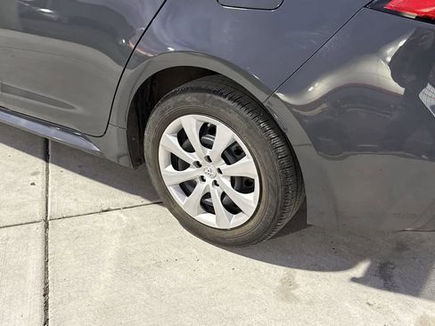 Used 2023 Toyota Corolla LE image 8