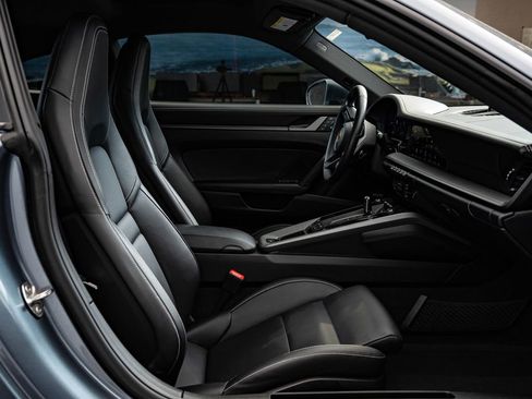 Certified 2025 Porsche 911 Carrera RWD image 23