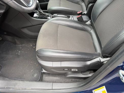 Used 2020 Buick Encore Preferred w/ Safety Package FWD image 24