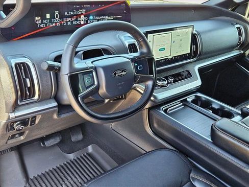 New 2025 Ford Expedition Tremor image 3