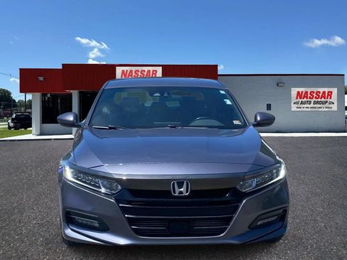 Used 2018 Honda Accord Sport image 2