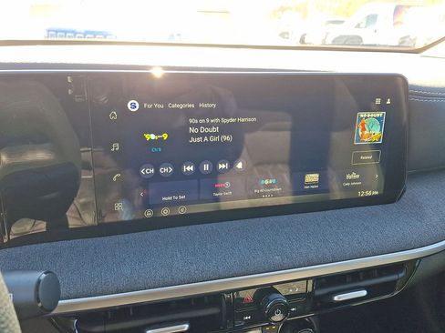 Used 2026 Nissan Kicks SV w/ Cold Weather Package image 14