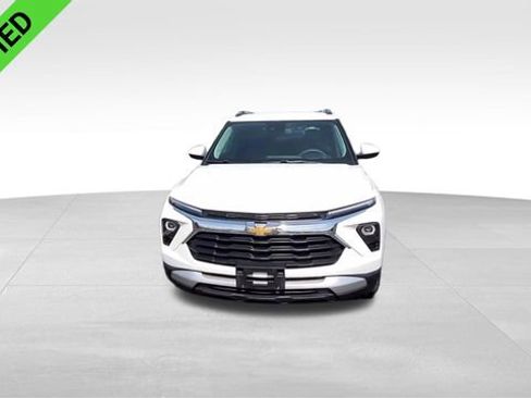 Certified 2025 Chevrolet TrailBlazer LT AWD/4WD image 4