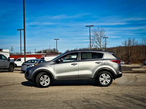 Used 2019 Kia Sportage LX image 7